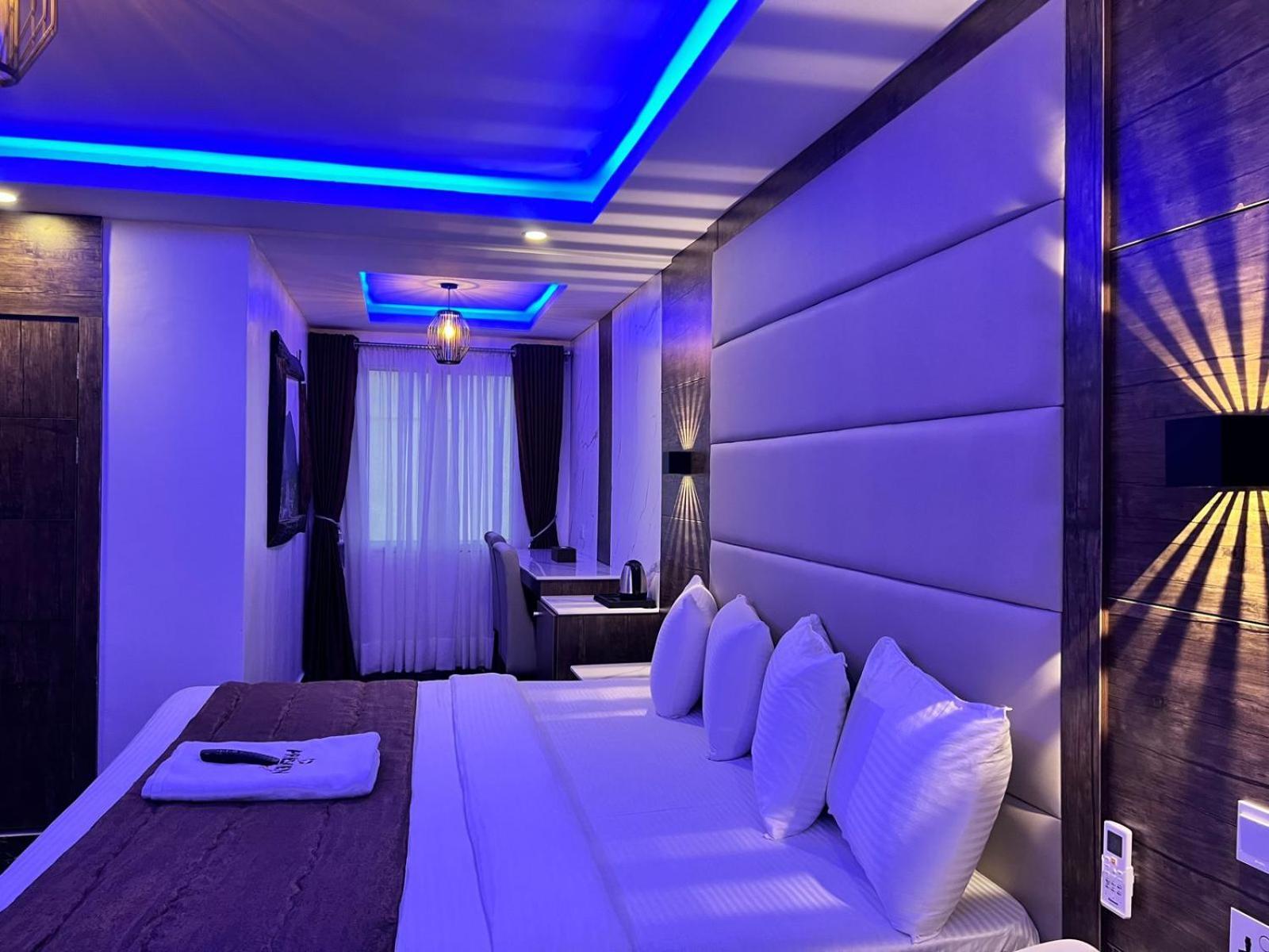 Presken Kuramo Waters Hotel Lagos Exterior photo